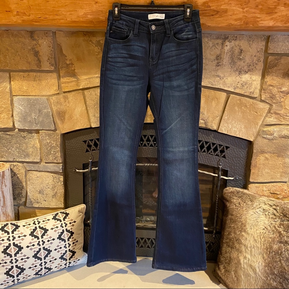 NWOT KanCan High Rise Flare Stretch Jean